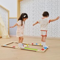 Egyensúlyozó "padló" fából (V)